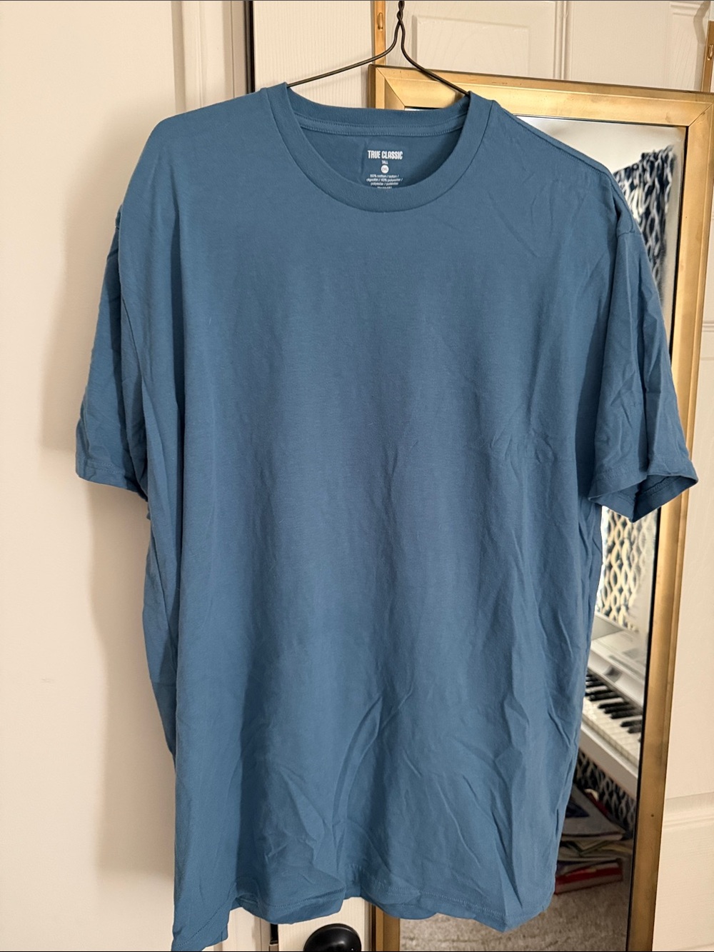 True Classic Men's Crew Neck T-Shirt in Dusty Blue
